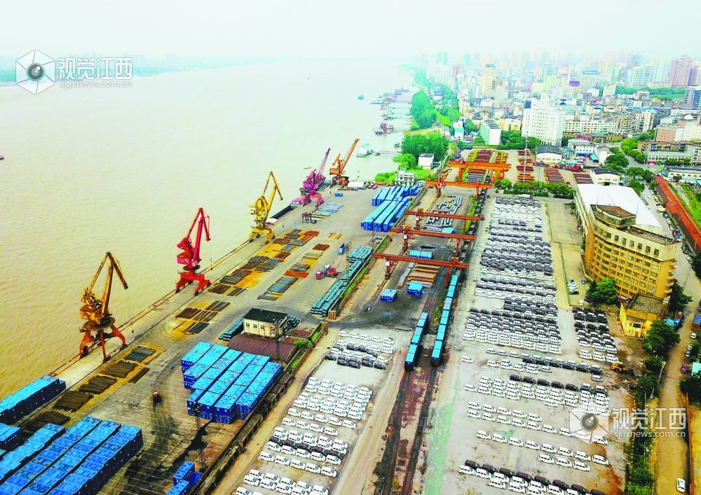 创历史新高!九江港货物吞吐量突破亿吨关口