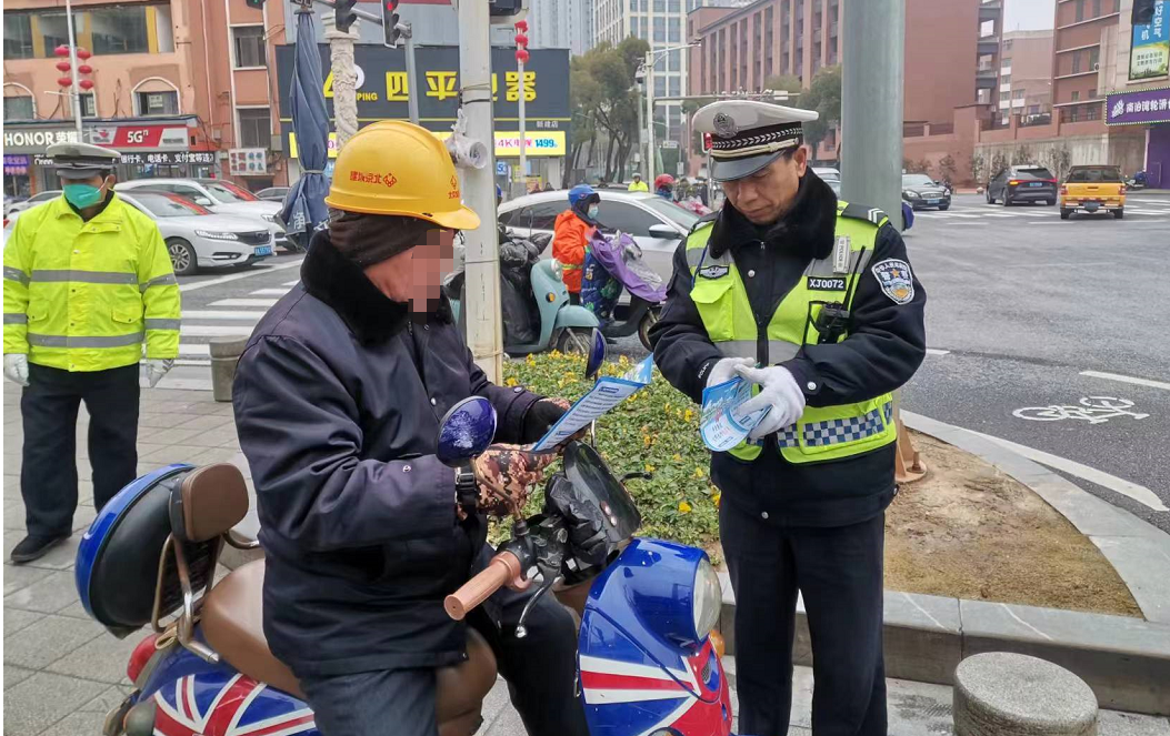 春节期间，南昌交警持续严查酒醉驾等交通违法行为 江西新闻网 大江网（中国江西网） 7972