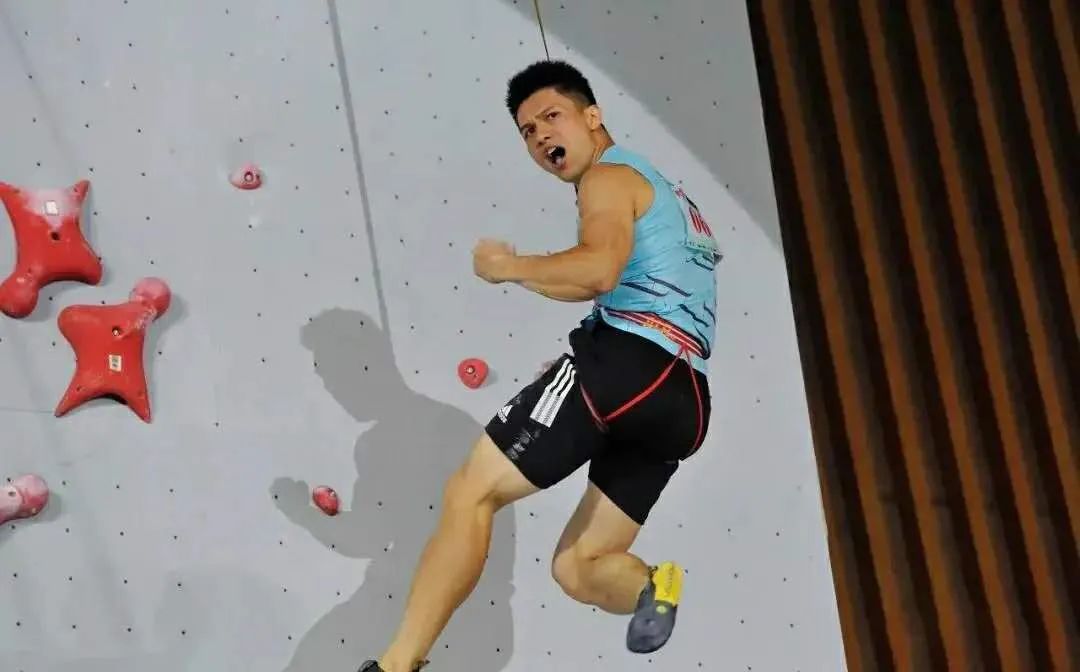优秀班干部主要事迹简介200字5篇爱游戏体育(AYX Sports)官方网站