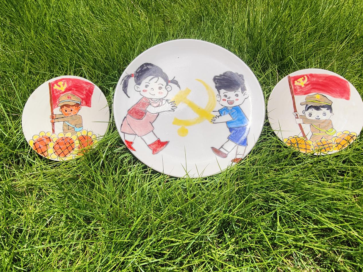 泰和县特殊教育学校开展"迎七一,陶艺彩绘"主题活动