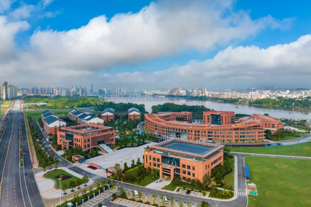 朱虹:红色于都—新长征 再出发