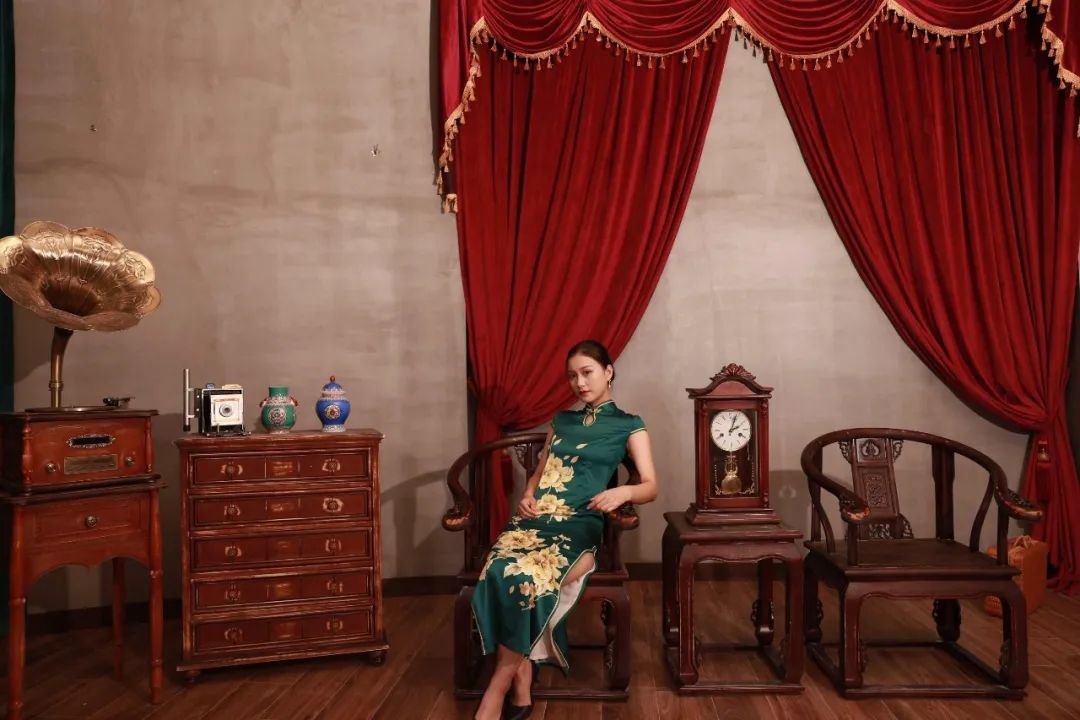 鹤记照相馆沉浸式玩转民国风变身那个年代的才子佳人在江西最大的民国