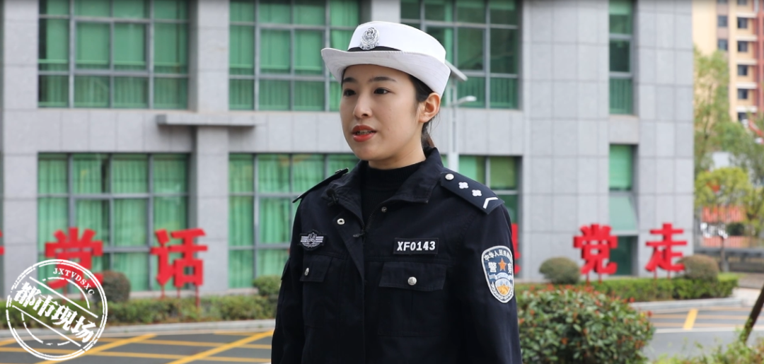 事发江西，货车严重超载刹不住车 7车连环追尾
